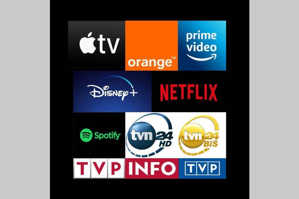 Super Silver 2Xmetro Parking Wifi 300 Mb/S Nowy Netflix Hbo Appletv Filharmonia Warsawa Bagian luar foto